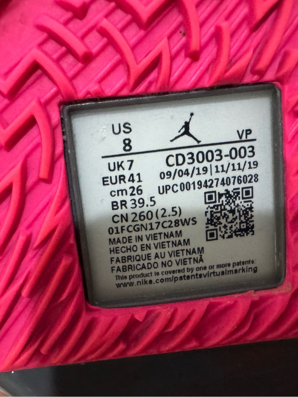 Jordan Men's Athletic Shoes Gray and Pink - Picture 7 of 7